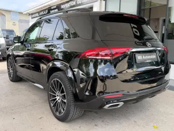 MERCEDES-BENZ GLE 400 D 4MATIC AMG PANO HEADUP SITZB…