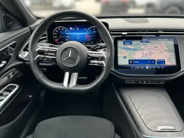 MERCEDES-BENZ E 450 d 4M AMG-Adv  Pano Burmester Dig…