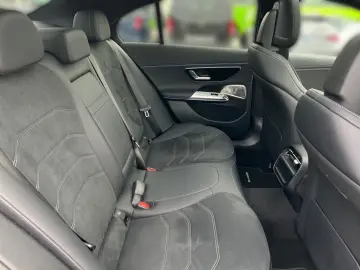 MERCEDES-BENZ E 450 d 4M AMG-Adv  Pano Burmester Dig…