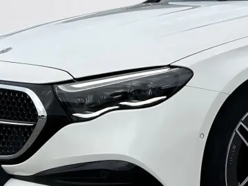 MERCEDES-BENZ E 450 d 4M AMG-Adv  Pano Burmester Dig…