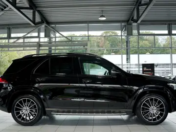 MERCEDES-BENZ GLE 400 d 4M AMG Line  1.HD  21  Pano BURM AHK