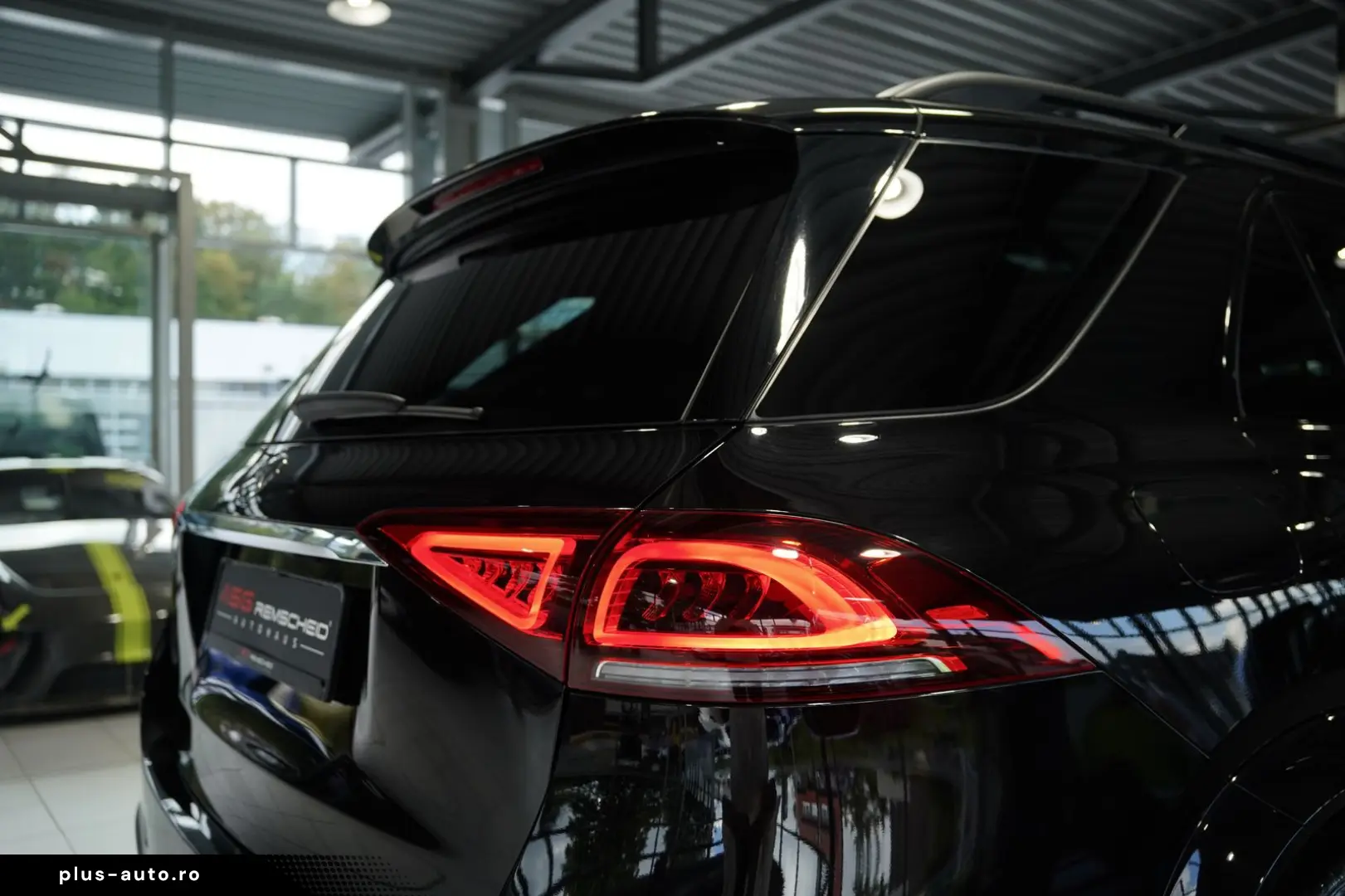MERCEDES-BENZ GLE 400 d 4M AMG Line  1.HD  21  Pano BURM AHK