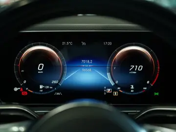 MERCEDES-BENZ GLE 400 d 4M AMG Line  1.HD  21  Pano BURM AHK