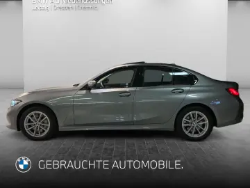 BMW 330i xDrive Limousine LiveCockpitProf Kamera