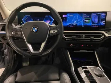 BMW 330i xDrive Limousine LiveCockpitProf Kamera