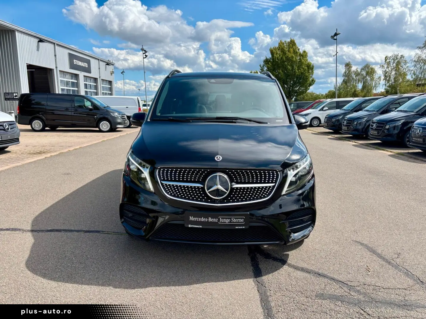MERCEDES-BENZ V 300 d 4M Exclusive L AMG Pano LUXUSSITZE
