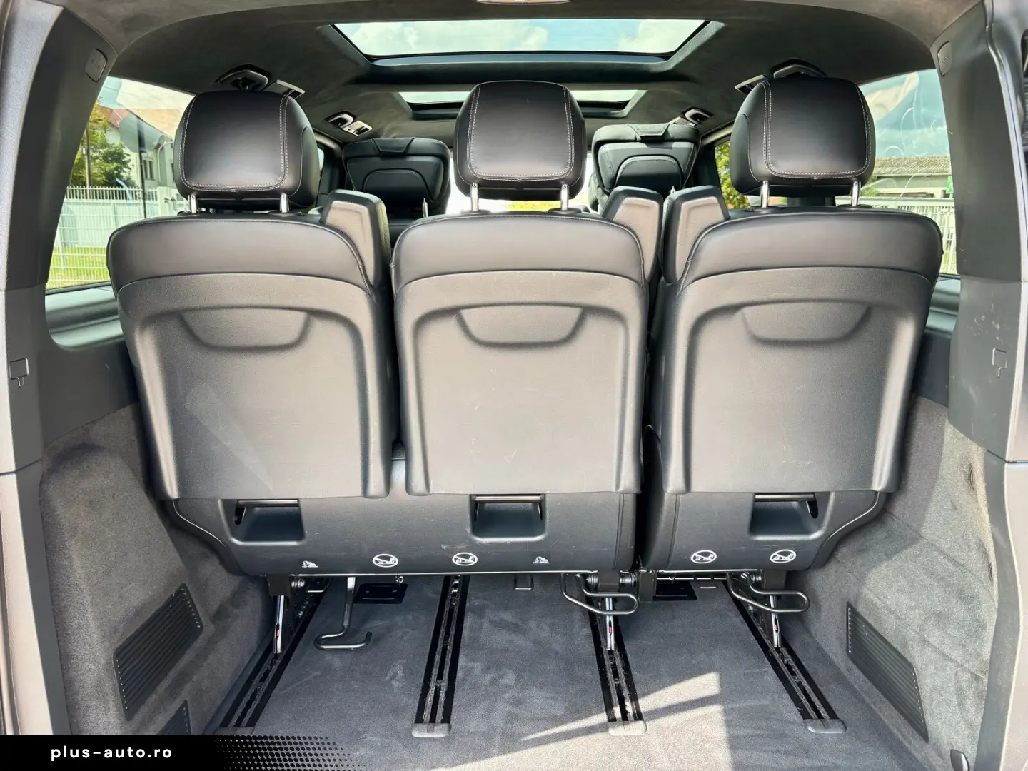MERCEDES-BENZ V 300 d 4M Exclusive L AMG Pano LUXUSSITZE