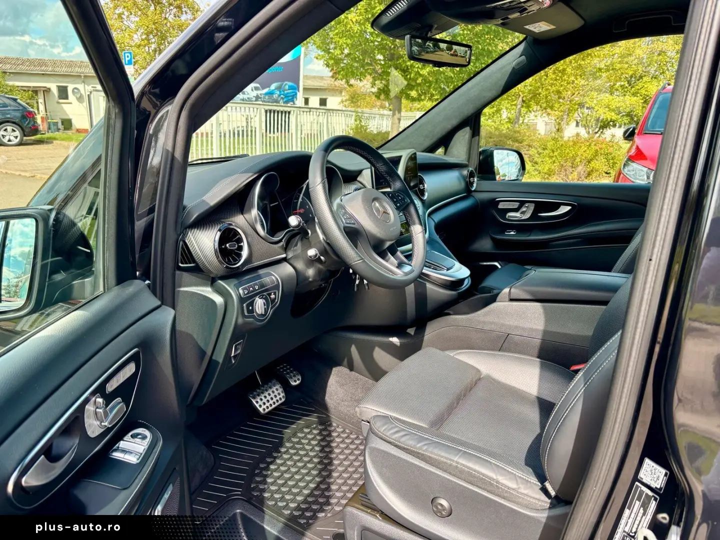 MERCEDES-BENZ V 300 d 4M Exclusive L AMG Pano LUXUSSITZE