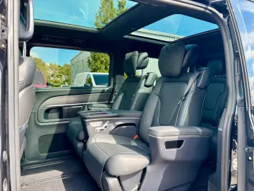 MERCEDES-BENZ V 300 d 4M Exclusive L AMG Pano LUXUSSITZE
