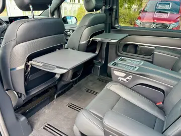 MERCEDES-BENZ V 300 d 4M Exclusive L AMG Pano LUXUSSITZE