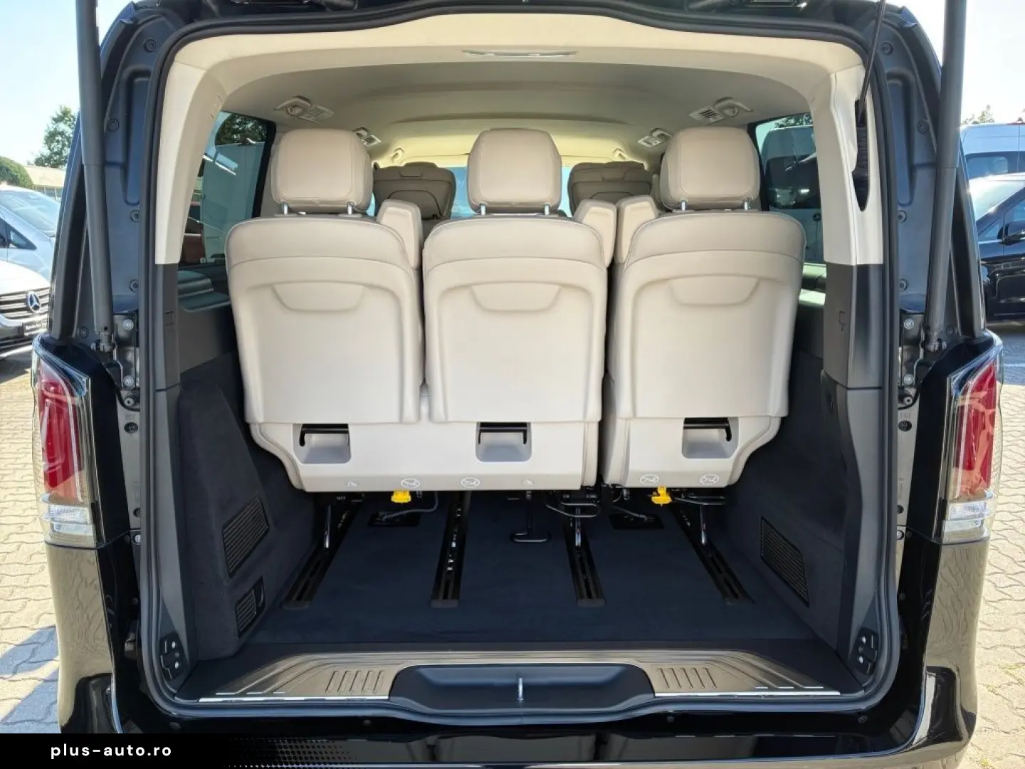 MERCEDES-BENZ V 300 d 4M EXCLUSIVE Lang AIRMATIC Luxussitze
