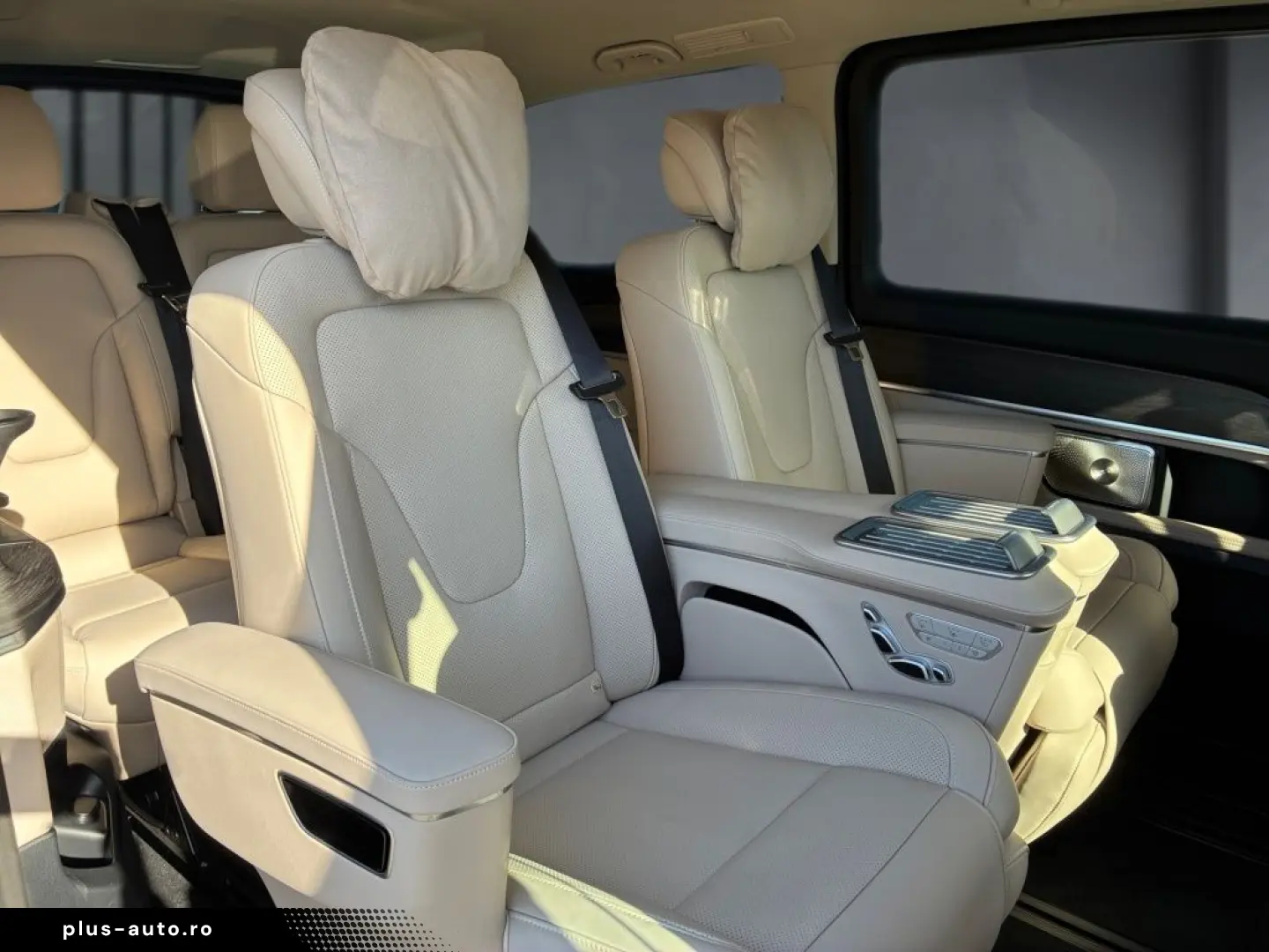 MERCEDES-BENZ V 300 d 4M EXCLUSIVE Lang AIRMATIC Luxussitze