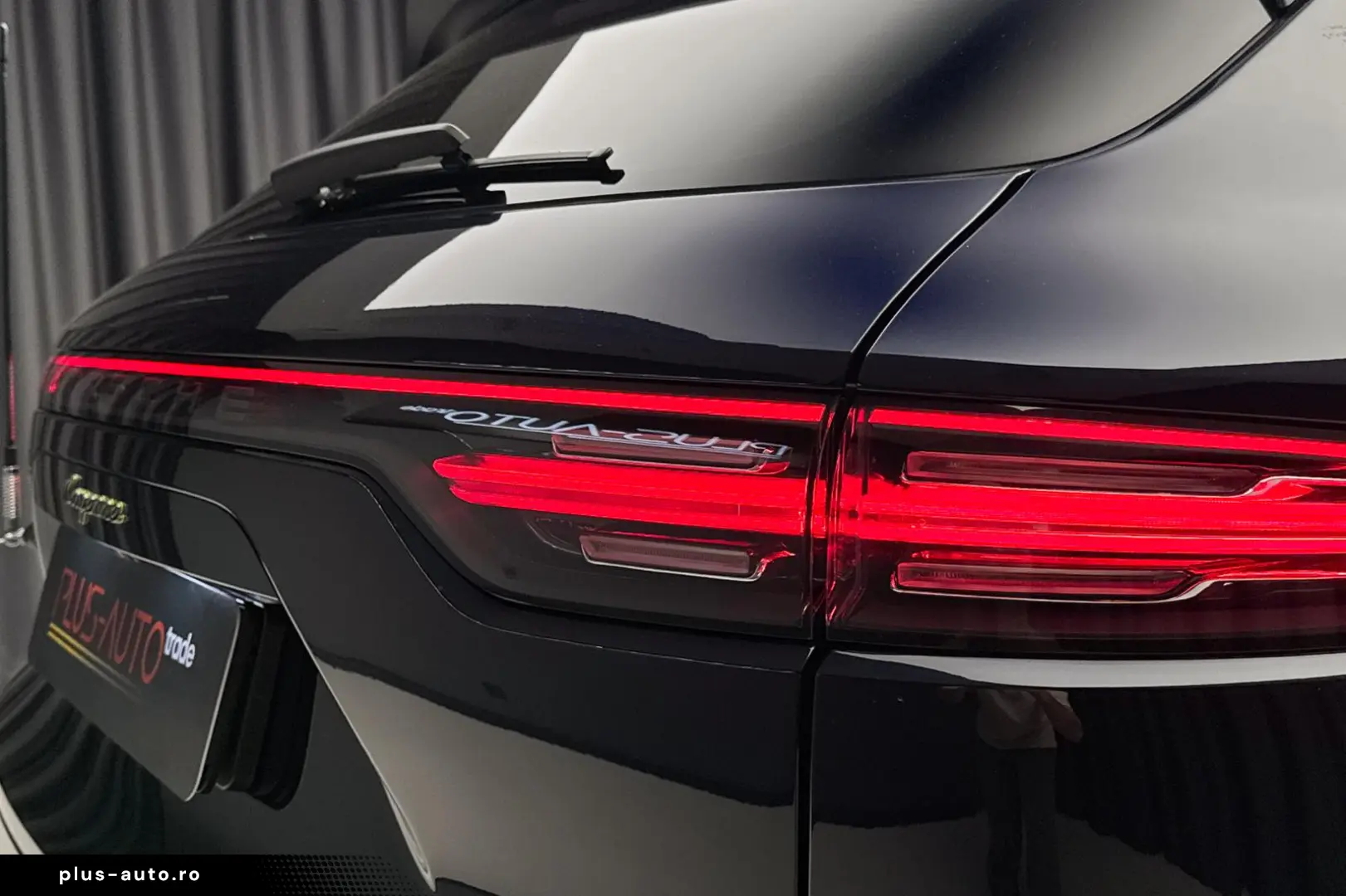 Porsche Cayenne E-Hybrid Platinum Edition Pano 360