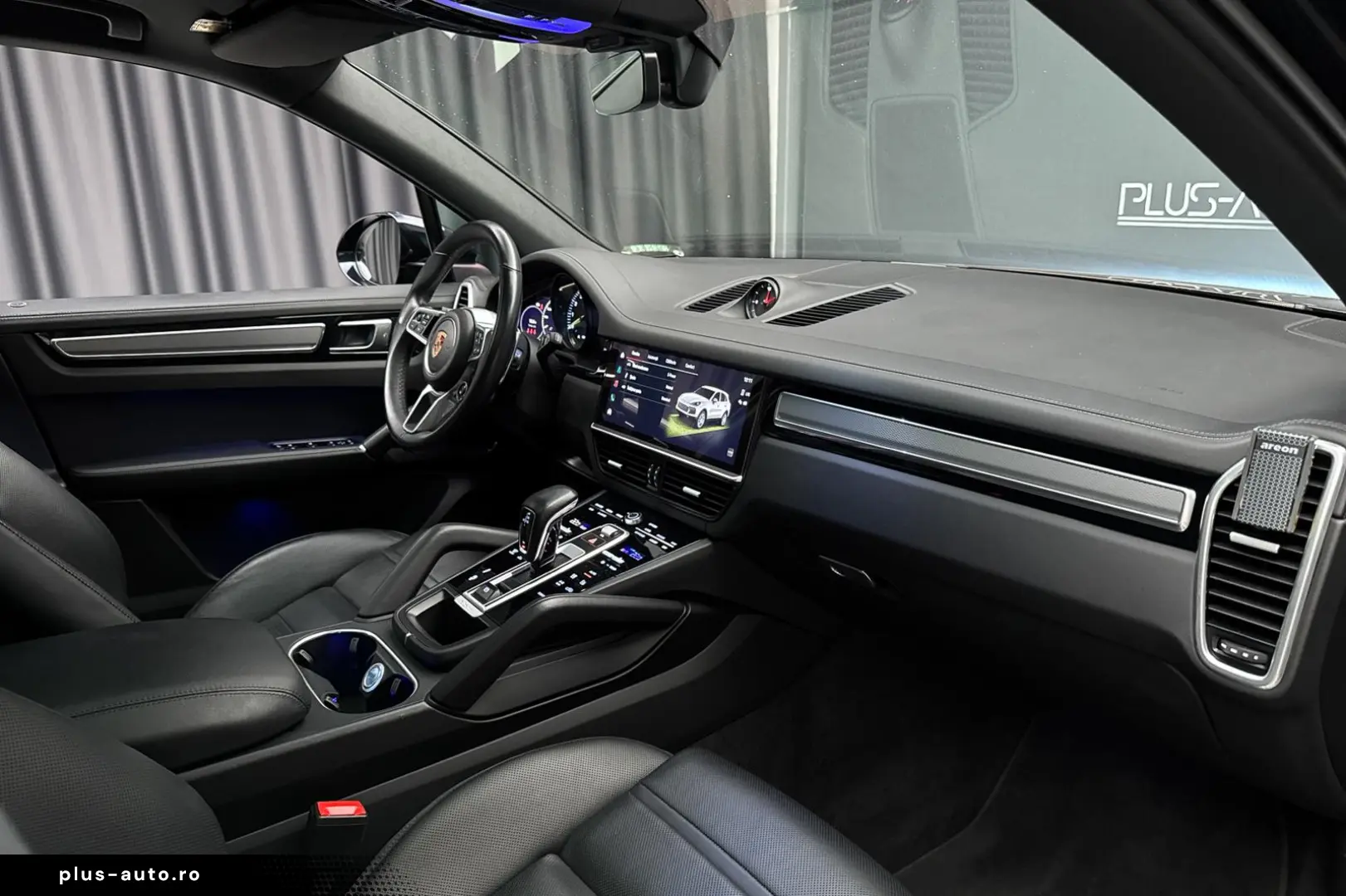 Porsche Cayenne E-Hybrid Platinum Edition Pano 360