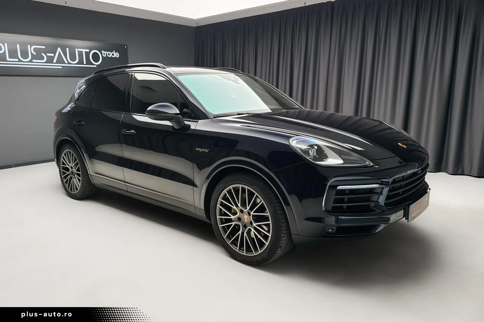 Porsche Cayenne E-Hybrid Platinum Edition Pano 360