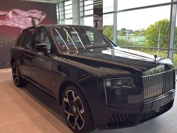 Rolls-Royce Cullinan Black Badge - MY2026 - LIVRARE RAPIDA