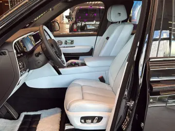Rolls-Royce Cullinan Black Badge - MY2026 - LIVRARE RAPIDA
