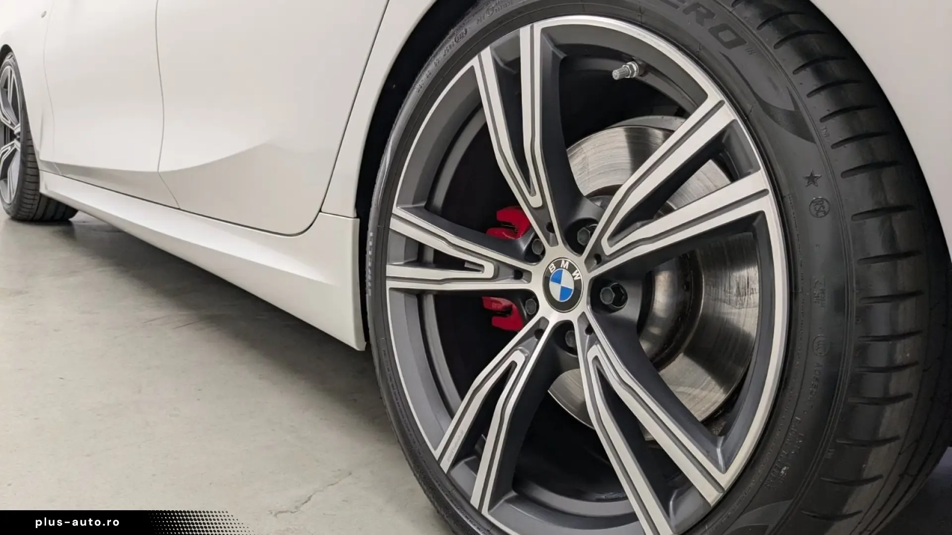 BMW 330i M Sport Laser DA PA HiFi 19'' DAB