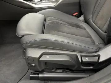 BMW 330i M Sport Laser DA PA HiFi 19'' DAB