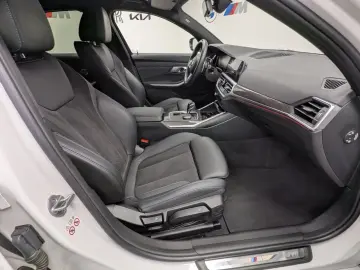 BMW 330i M Sport Laser DA PA HiFi 19'' DAB