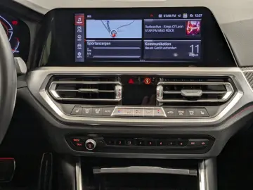 BMW 330i M Sport Laser DA PA HiFi 19'' DAB