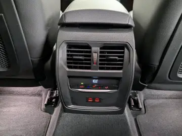 BMW 330i M Sport Laser DA PA HiFi 19'' DAB