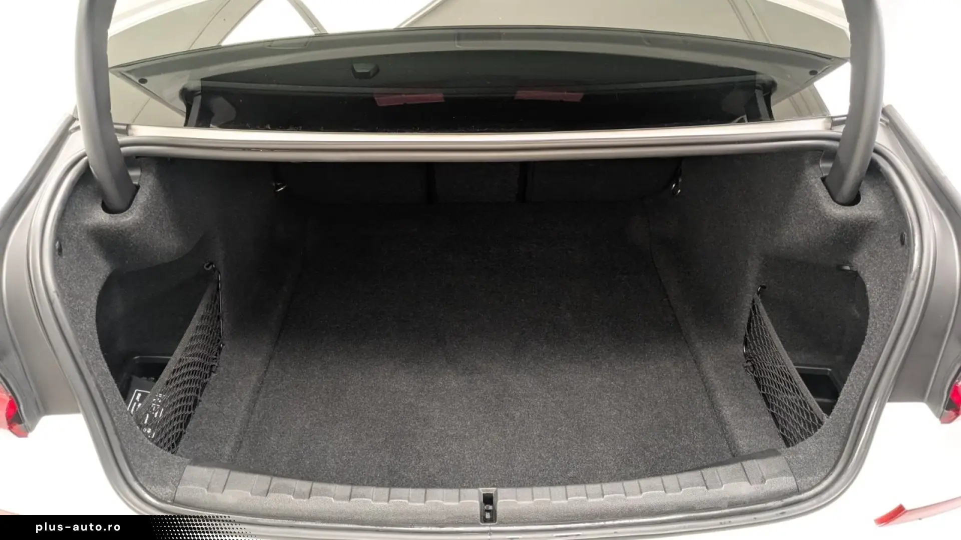 BMW 330i M Sport Laser DA PA HiFi 19'' DAB