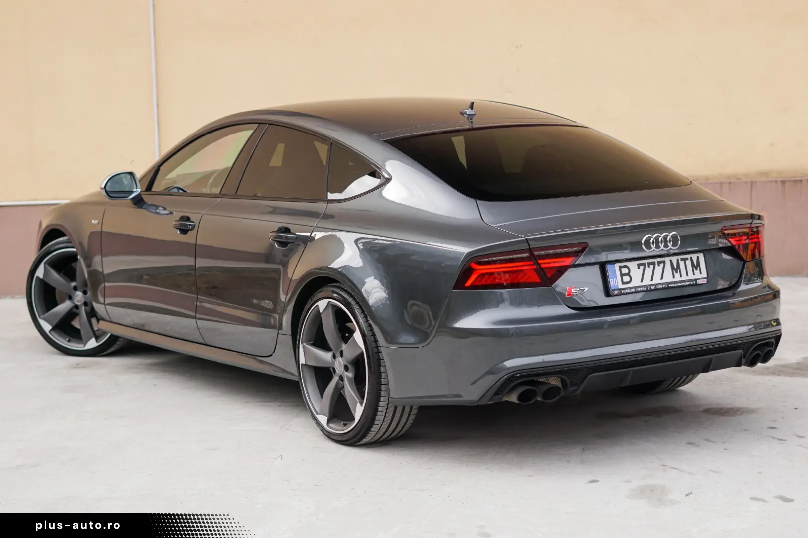 Audi S7