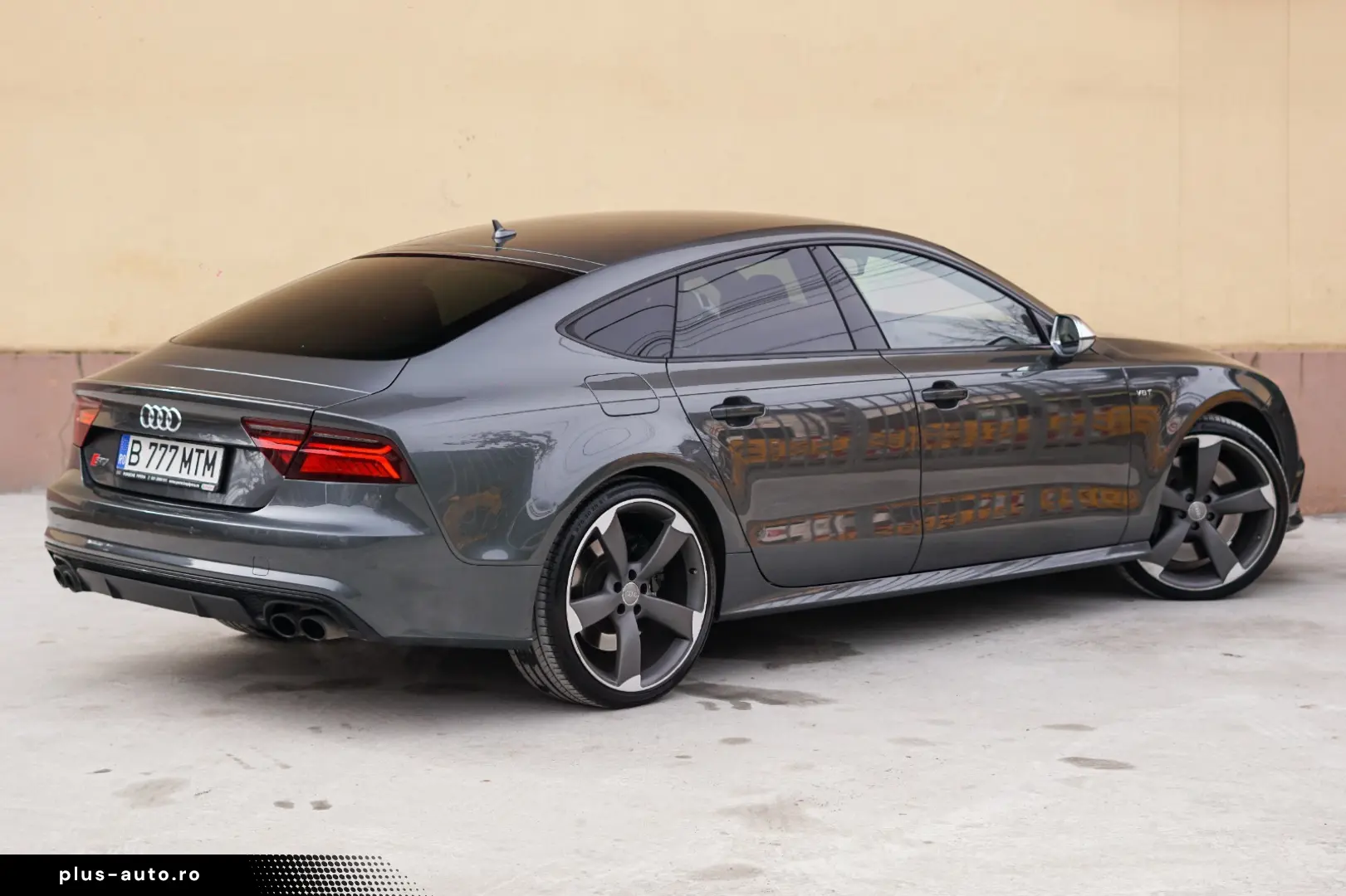 Audi S7