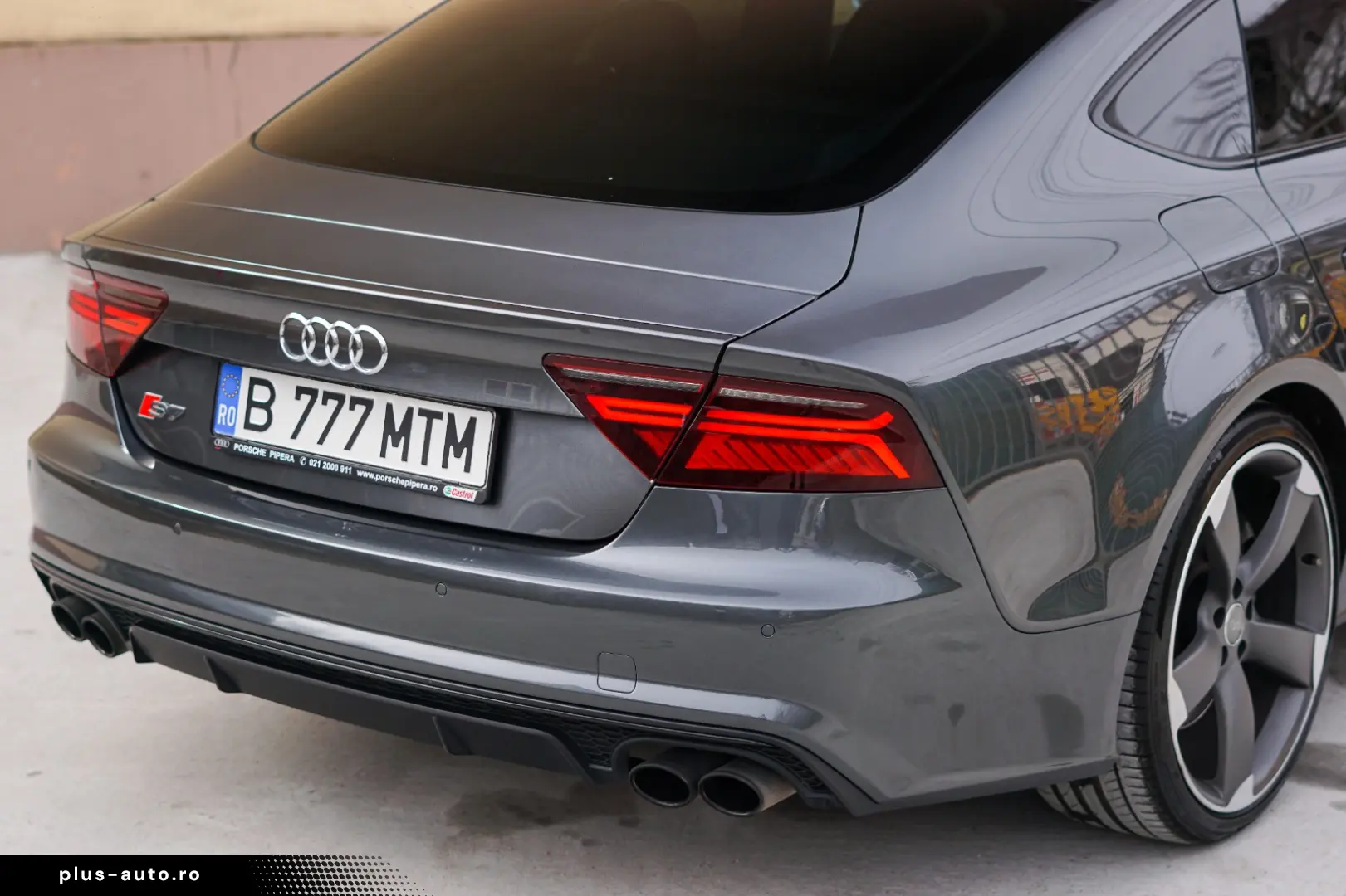 Audi S7