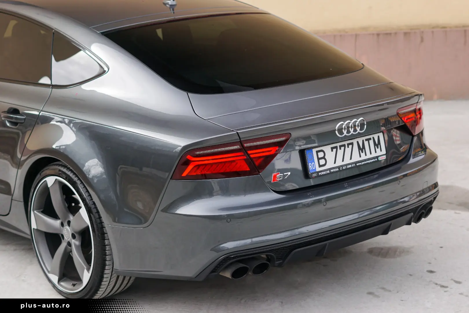 Audi S7