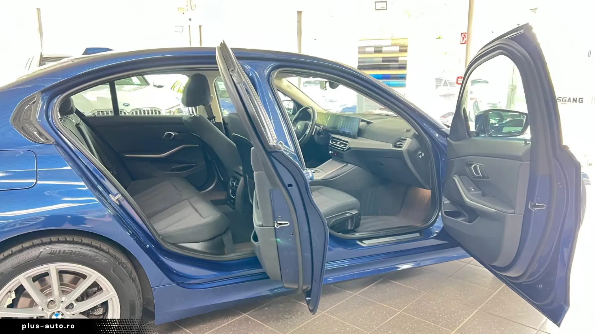 BMW 320d Limousine xDrive LIVE COKPIT-ACTIVE GUARD