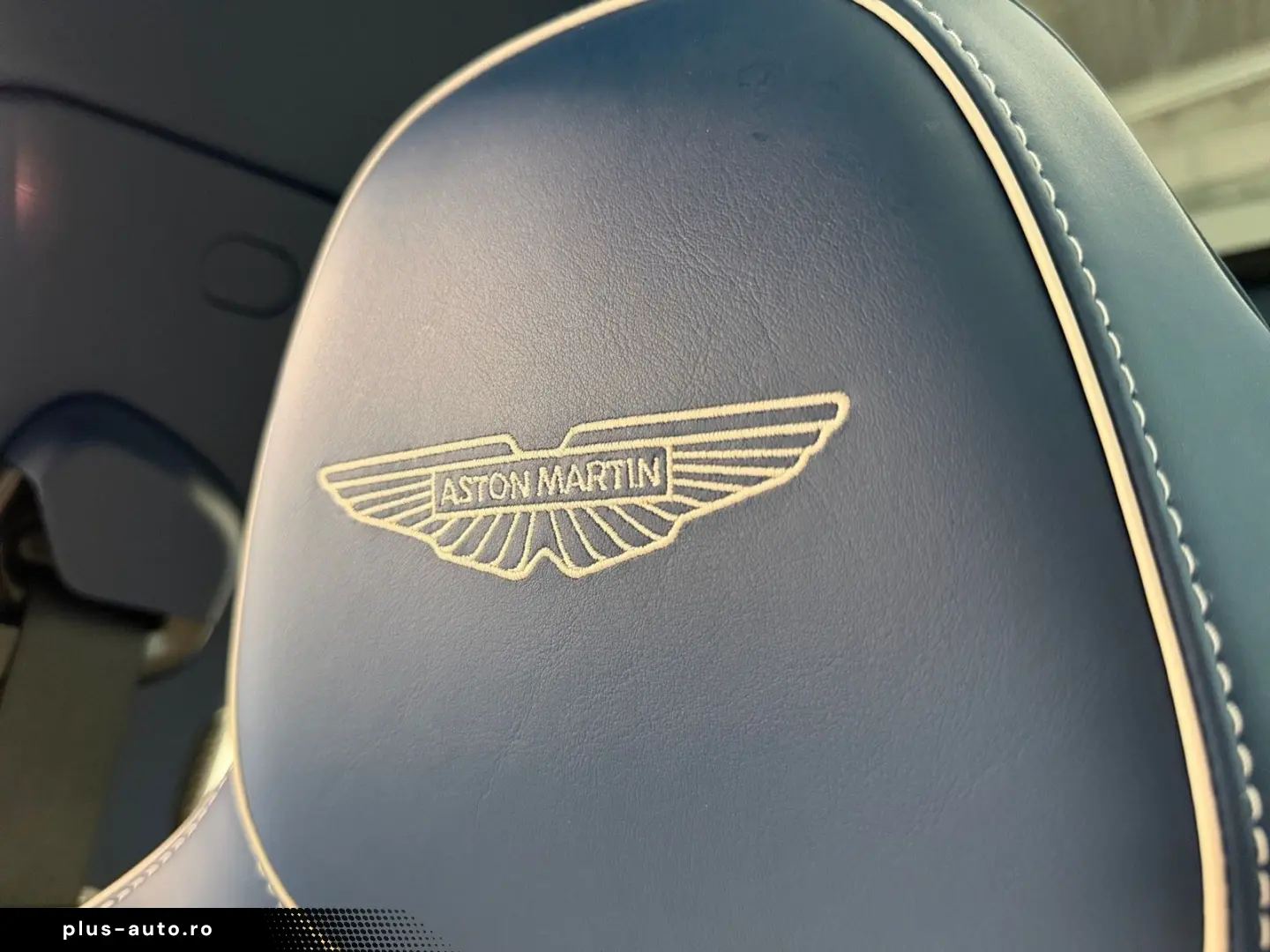 ASTON MARTIN DBX 707   Elwood Blue   PANO   B&W