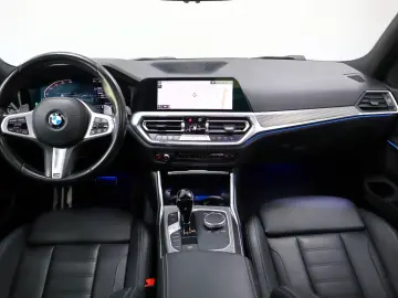 BMW 320dA xDrive Sedan. M Sport