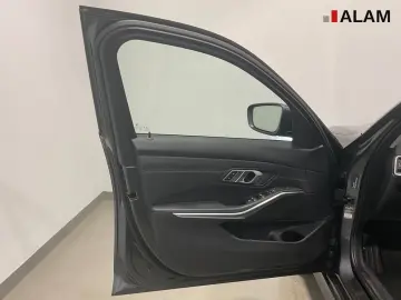 BMW 320d Sedan xDrive ACC Head-Up Lane Laserlight ViCo