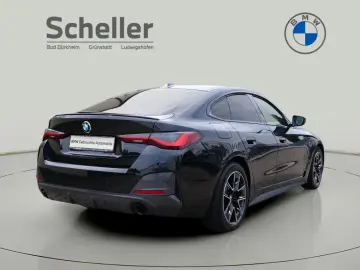 BMW 420d xDrive Sport package HiFi auxiliary heater.