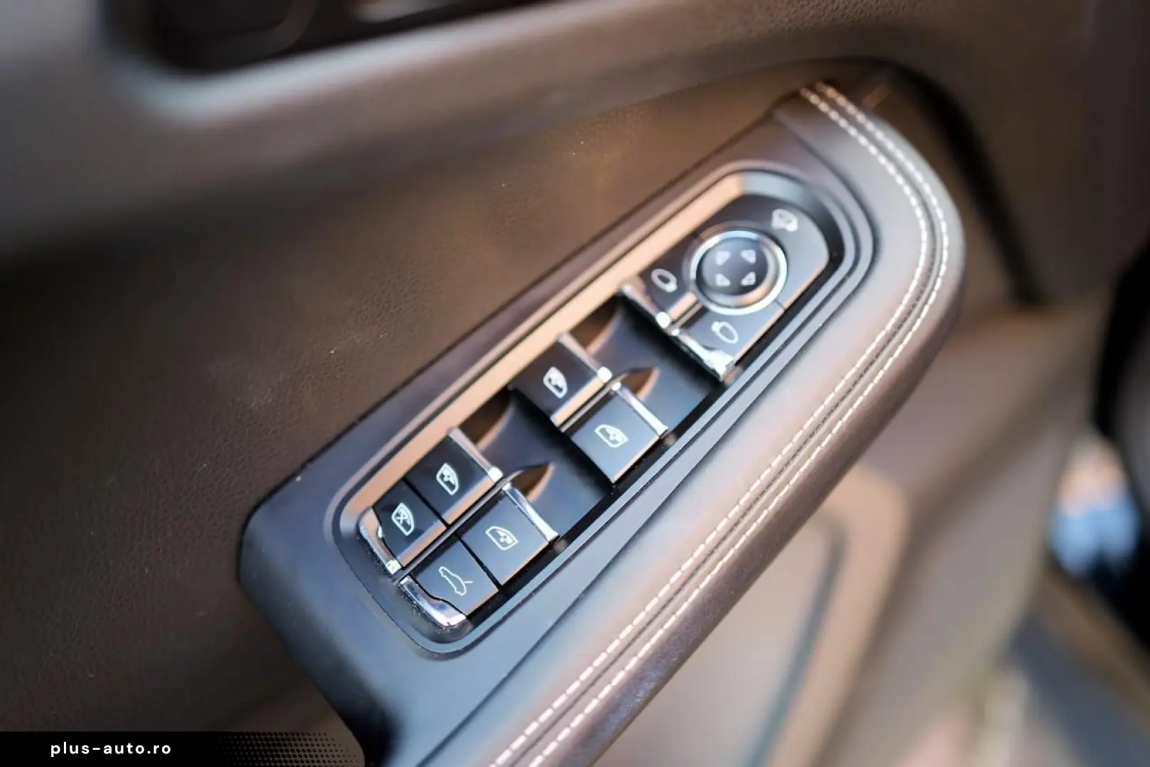 PORSCHE Macan Sportabgasanlage inkl. Sportendrohren schw