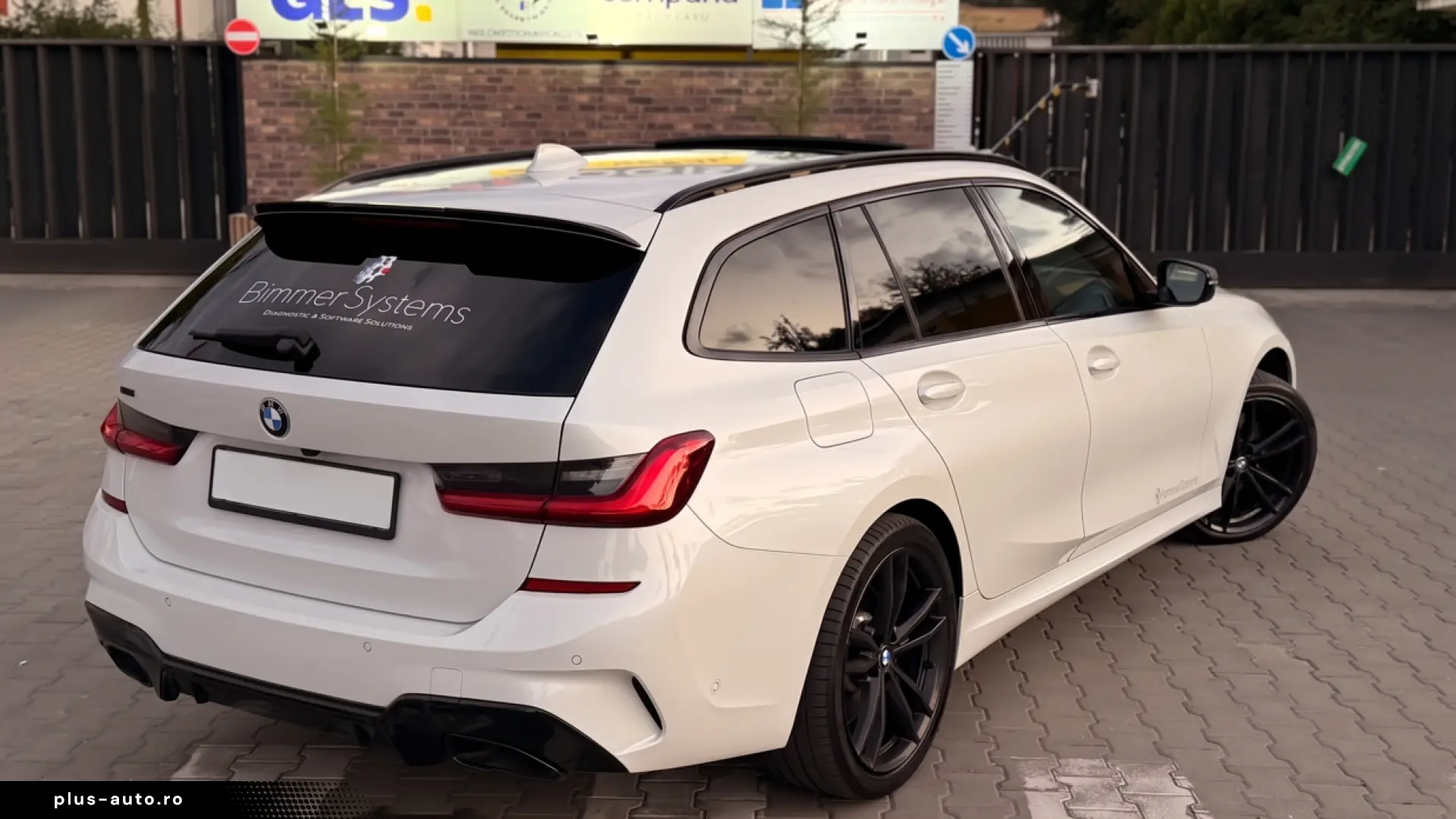 BMW 330E TOURING xDrive M PACKET