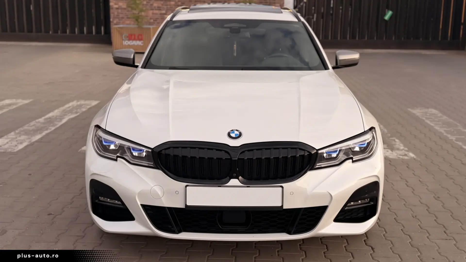 BMW 330E TOURING xDrive M PACKET