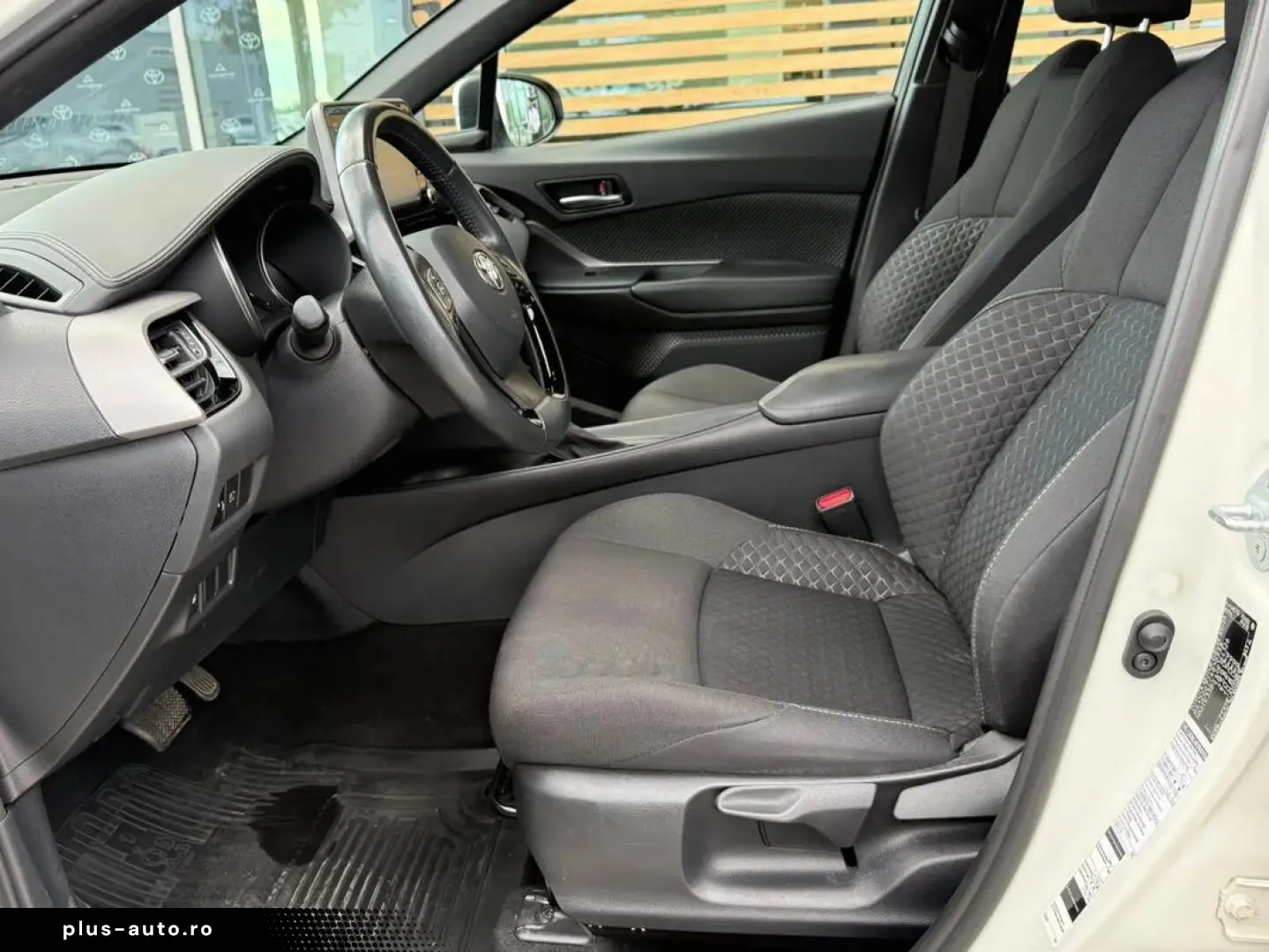 Toyota C-hr Core 1.8 Hybrid 122 Cp