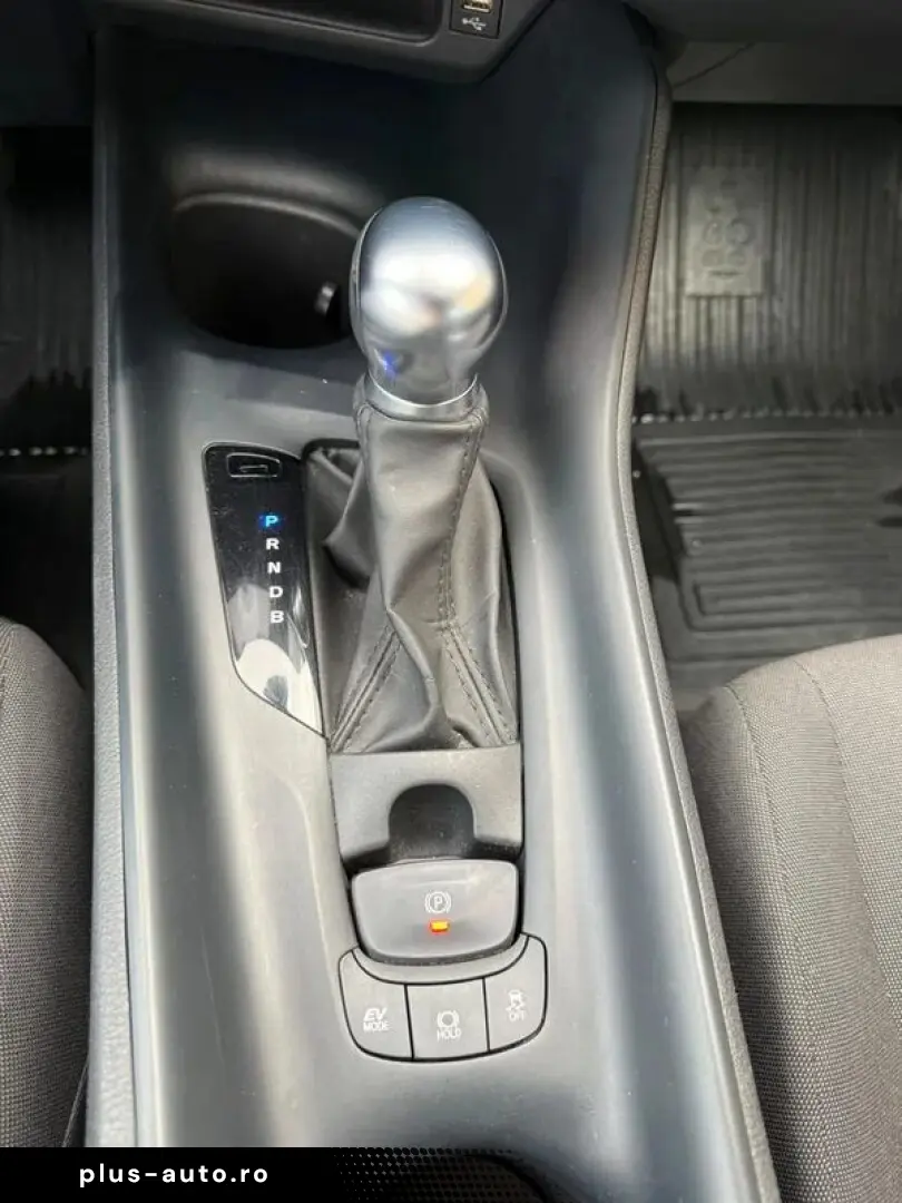Toyota C-hr Core 1.8 Hybrid 122 Cp