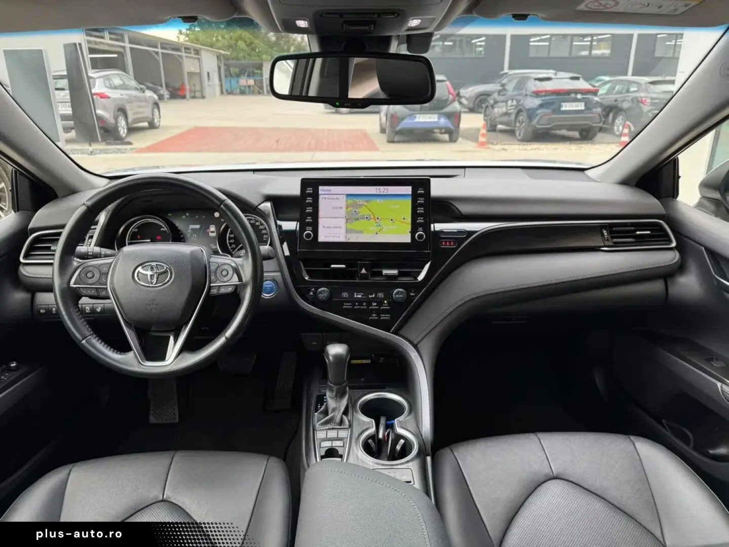 Toyota Camry Dynamic 2.5 Hybrid 218 Cp