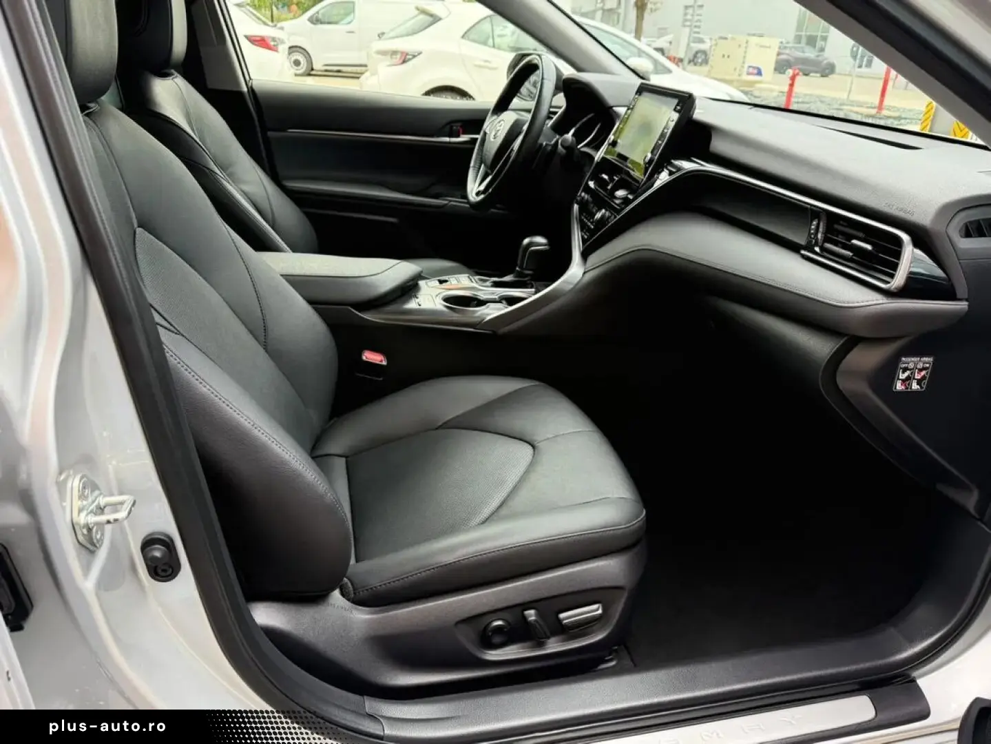 Toyota Camry Dynamic 2.5 Hybrid 218 Cp