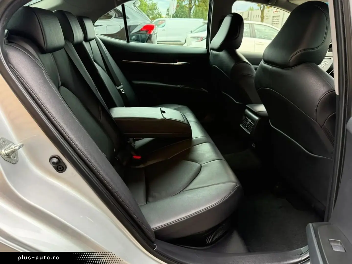 Toyota Camry Dynamic 2.5 Hybrid 218 Cp