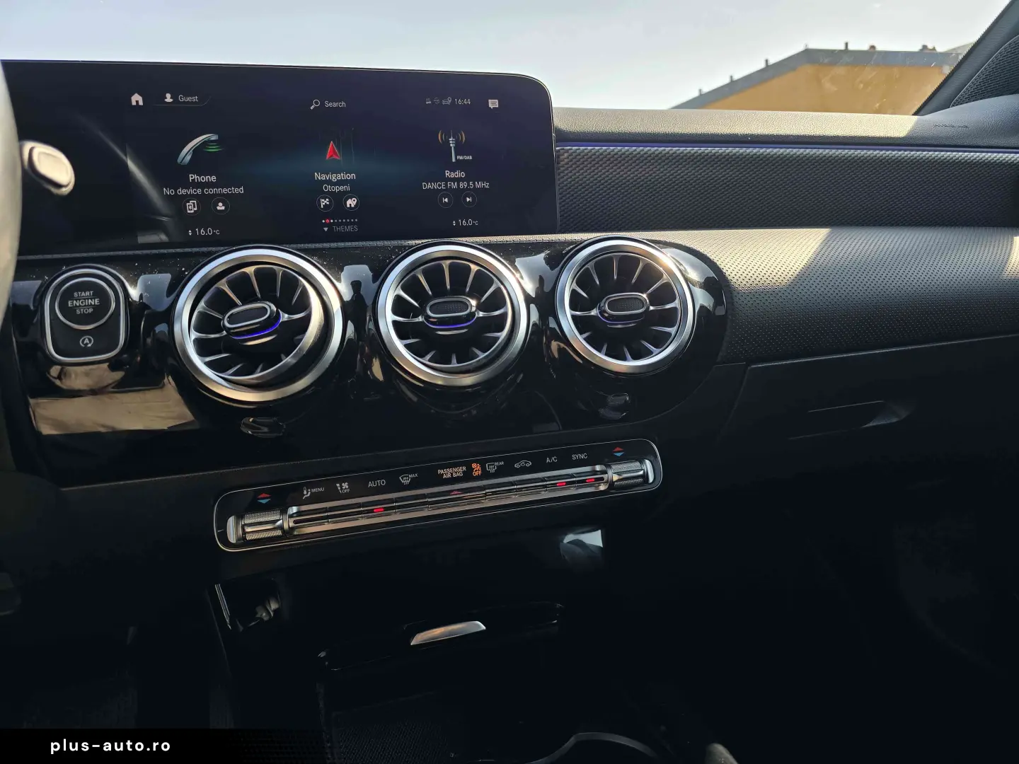 Mercedes-Benz A-200 2021