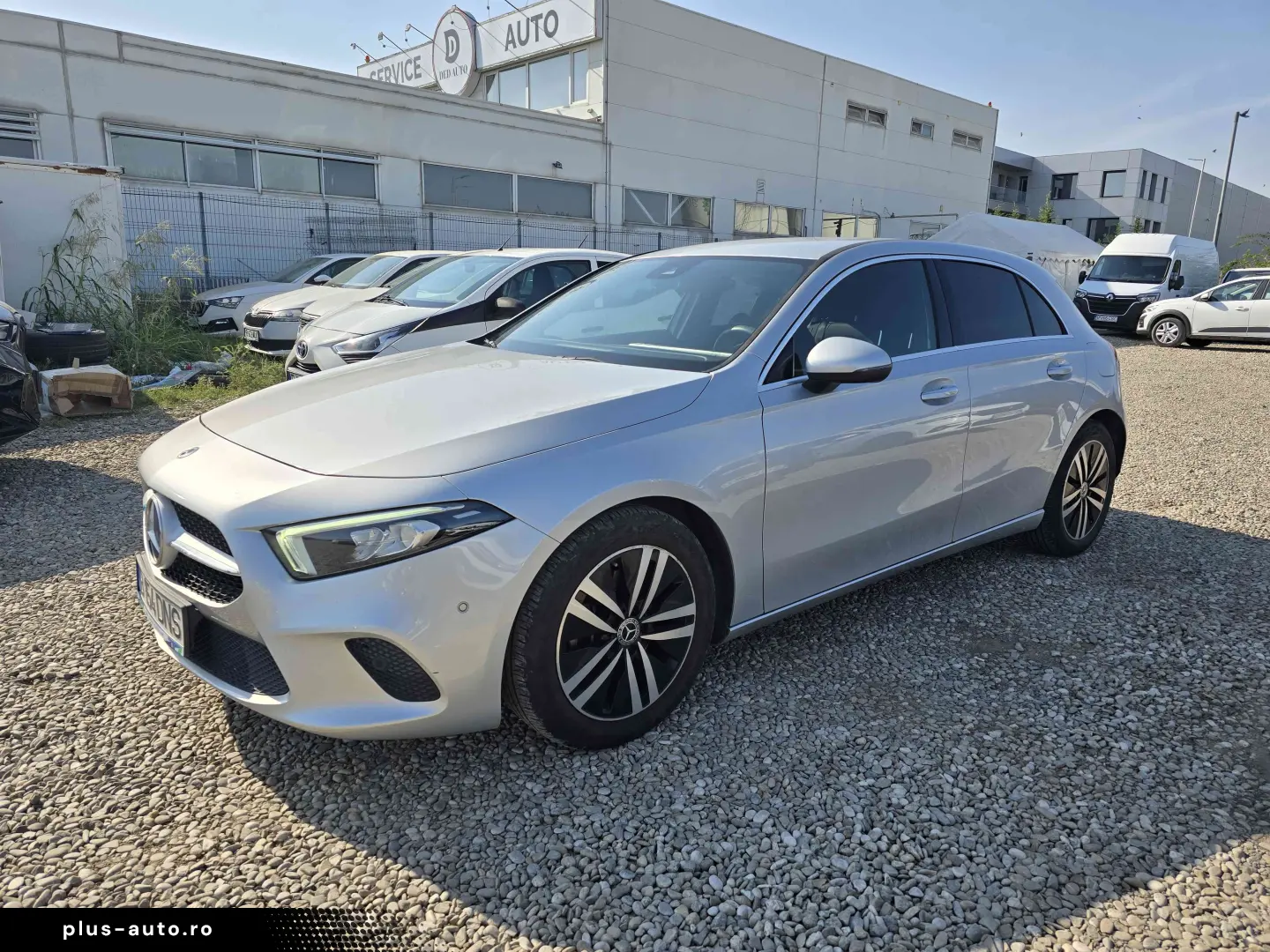 Mercedes-Benz A-200 2021
