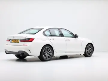 BMW 318i M Sport sedan Trapa
