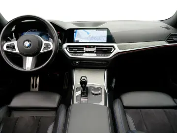 BMW 318i M Sport sedan Trapa
