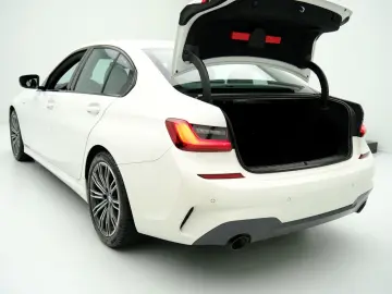 BMW 318i M Sport sedan Trapa