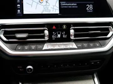 BMW 318i M Sport sedan Trapa